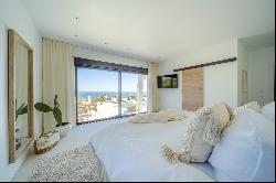 Exquisite completely refurbished villa with frontal sea views, Capellania-Benalmadena