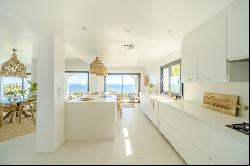 Exquisite completely refurbished villa with frontal sea views, Capellania-Benalmadena