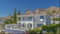 Exquisite completely refurbished villa with frontal sea views, Capellania-Benalmadena