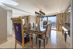 Magnificent large villa with incredible panoramic views located in the prestigious El Her