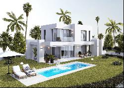 Villa with lift in a small complex, Mijas