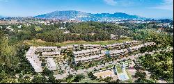 Beautiful townhouse facing El Chaparral golf Club