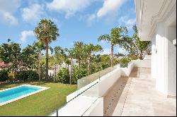 Sophisticated Villa in Las Lomas del Marbella Club, Marbella Golden Mile