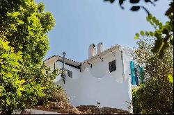 CORTIJO LA PERRINDA, an enchanting refuge in the mountains of Frigiliana, Andalusia