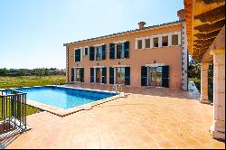 Spacious country house near Santanyi Mallorca