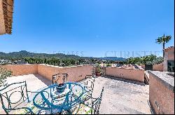 High quality Mediterranean villa in center of Es Capdellà with mountain views