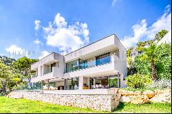 Light-flooded new construction villa in Costa den Blanes in Mallorca's southwest