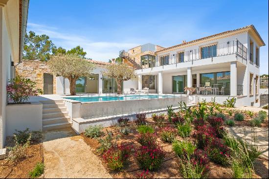 Designer new build villa in Sol de Mallorca in walking distance to beach and harbor