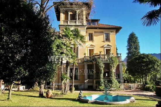 Luxury villa Floridiana in Lugano for sale