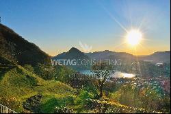 Pool & view of Lake Lugano: modern villa in Lugano-Cureggia for sale