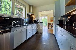 Lugano-Bosco Luganese: beautiful villa for sale with large building plot of 3,581 sqm & vi