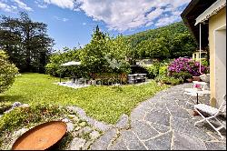 Lugano-Bosco Luganese: beautiful villa for sale with large building plot of 3,581 m² & vi