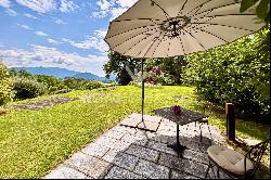 Lugano-Bosco Luganese: beautiful villa for sale with large building plot of 3,581 m² & vi