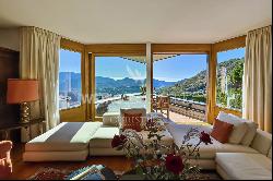 Lugano-Cademario: splendid villa with a beautiful view of two branches of Lake Lugano, ou