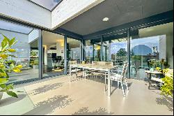 Luxury penthouse apartment a few steps from the centre of Lugano for sale