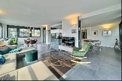 Luxury penthouse apartment a few steps from the centre of Lugano for sale