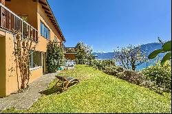 Minusio: Ticino-style house with garden & lake view for sale