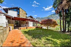 Lugano-Canobbio: villa with pool & Lake Lugano view for sale, requiring complete renovati