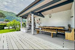 Lugano-Maroggia: Mediterranean-style villa with annexe, swimming pool & Jacuzzi for sale