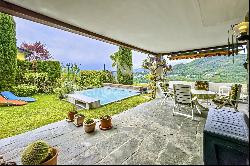 Lugano-Cadro: lovely villa with swimming pool & detached two-room apartment for sale