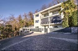 Stately villa in Montagnola with view of Lake Lugano for sale