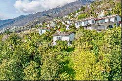 Beautiful building plot with house to renovate for sale in Brissago