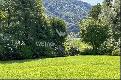 Lugano-Magliaso: splendid villa with indoor pool, directly on Lake Lugano for sale