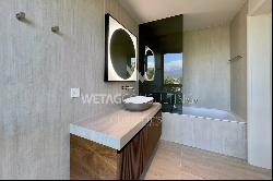 Skydeck: modern apartment for sale in Lugano-Paradiso with stunning lake Lugano views, su