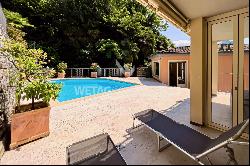 Charming villa with swimming pool & view of Lake Lugano in Lugano-Castagnola for sale