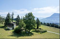 Oasis in the countryside with panoramic views.