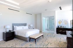 Penthouse 3001 Ritz Carlton Residences