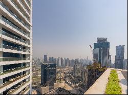 Stunning Penthouse Living with Dubai Marina Views