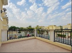 Family-Friendly Luxury Villa in Jumeirah Park