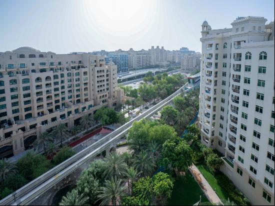 Tranquil Apartment Living on the Palm Jumeirah