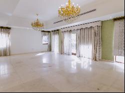 Tranquil Luxury Villa in Al Furjan