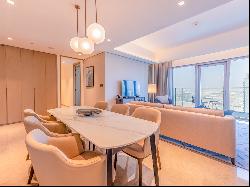 Elegant Three-Bed Dubai Creek Harbour Apartment