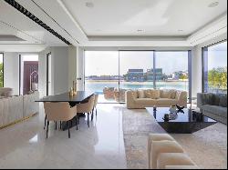 Contemporary Palm Jumeirah Beachfront Villa