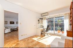 Great, light-filled duplex in Palermo.