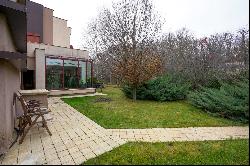 Contemporary Luxury Villa in Corbeanca, Near Bucharest