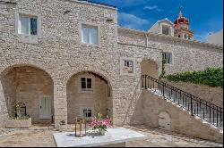 HISTORICAL WATERFRONT PALACE FROM THE 15TH CENTURY - ISLAND OF BRAČ