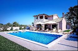 STONE HOUSE WITH POOL AND TENNIS COURT - ISTRIA