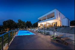 BEAUTIFUL MODERN VILLA IN ISTRIA