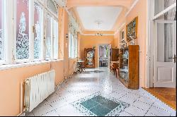 APARTMENT IN A HISTORIC VILLA IN THE CITY CENTER OF OPATIJA