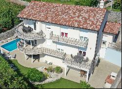 Family House with Pool and Sea View - Opatija