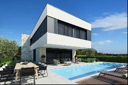 Contemporary Villa with Panoramic Sea Views and Heated Pool - Poreč