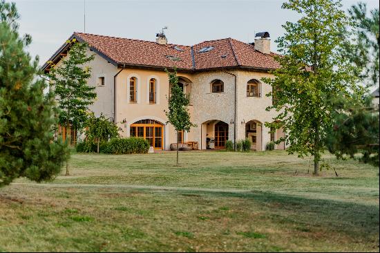 Tuscan-esque Villa in Silesia ID 105531