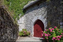 Between Chambery and Albertville, maison de maitre