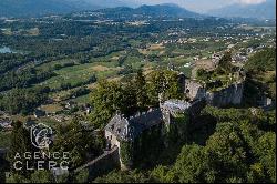 Between Chambery and Albertville, maison de maitre