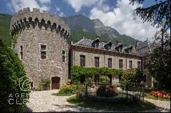 Between Chambery and Albertville, maison de maitre