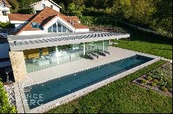 Annecy-le-Vieux, exceptional house with panoramic lake view